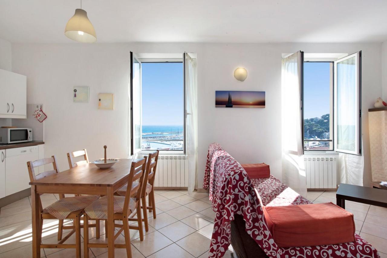 Trilocale In Villa Vista Mare Apt 3 Varazze Eksteriør bilde