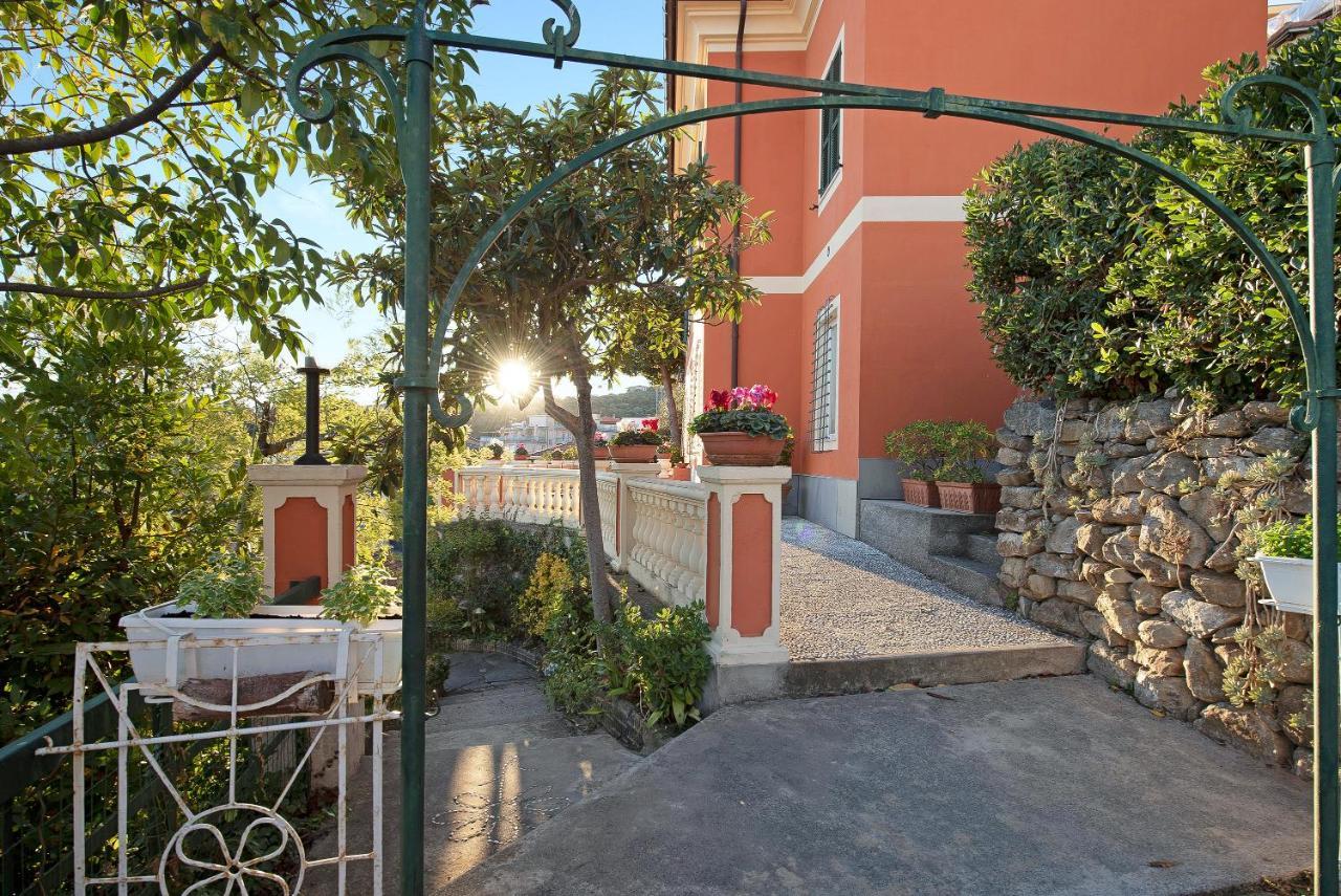 Trilocale In Villa Vista Mare Apt 3 Varazze Eksteriør bilde